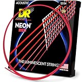 Las cuerdas DR NEON son cuerdas recubiertas de color súper brillante que suenan claras, brillantes y musicales