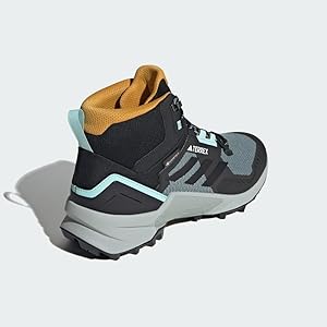 アディダス テレックス スウィフト R3 MID GTX Amazon.com: Adidas Terrex Swift R3 Mid Gore-Tex Hiking Shoes