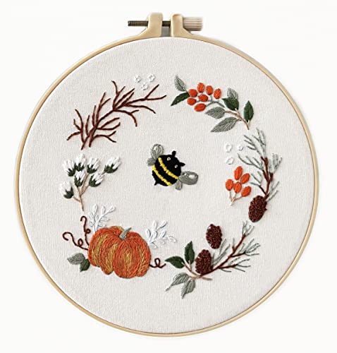 Yutaohui Funny Pumpkin Flower bee Embroidery Kit for Beginners, Stamped Cross Stitch Kits for Beginners Adults Include Embroidery Fabric Embroidery Hoop Threads and Needles