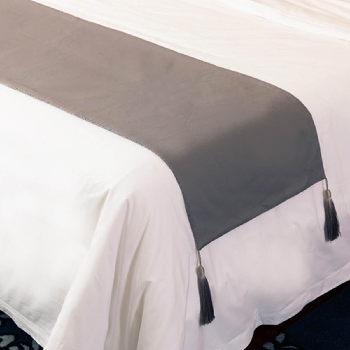 Nowoczesny, prosty bieżnik na łóżko z frędzlami, jednokolorowy, dwustronny szal na łóżko, jakość hotelowa, do domu, hotelu i pensjonatu - pomarańczowy|| 45 x 240 cm na łóżko 1,8 m
