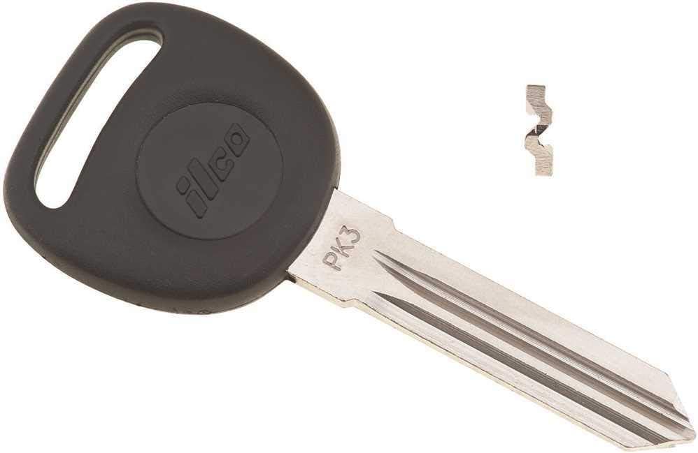 Close-up of the Ilco PT04-PT key blade showing the intricate cuts