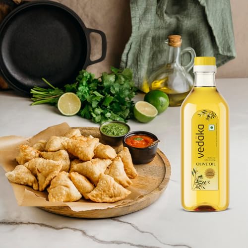 Image of Amazon Brand - Vedaka Olive Oil| For Indian Cooking 500Ml | Contains Mufa | Ideal For Frying, Roasting, Sauteing | Extra Light |Neutral Flavour