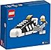 Produktbild LEGO Mini adidas 40486 Originals Superstar Promo-Set, Lego-Version des Sportschuhs