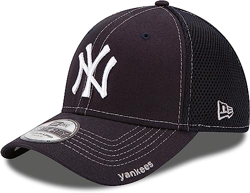 Image of New Era 59FIFTY Toronto Blue Jays MLB 2017 Authentic Collection On Field Game Fitted Cap
