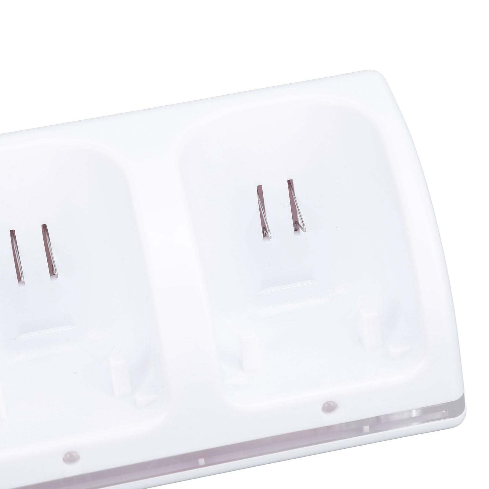 Wakects Zdalna Stacja ładująca, Stacja ładująca Kontroler ABS z 4 Akumulatorami 2800 MAh, ładowanie 5 V, Konfiguracja 4 Kontrolerów dla Rodzinnych Pokoi Gier i Graczy (WHITE)