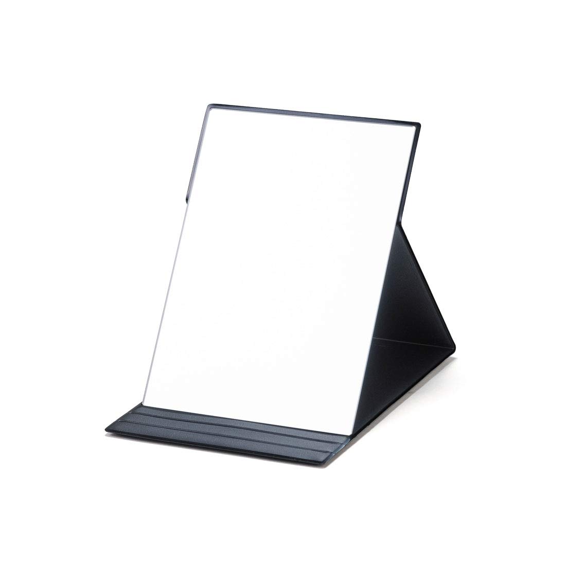 Napyua Folding Mirror with Natural Skin Tone Reflection