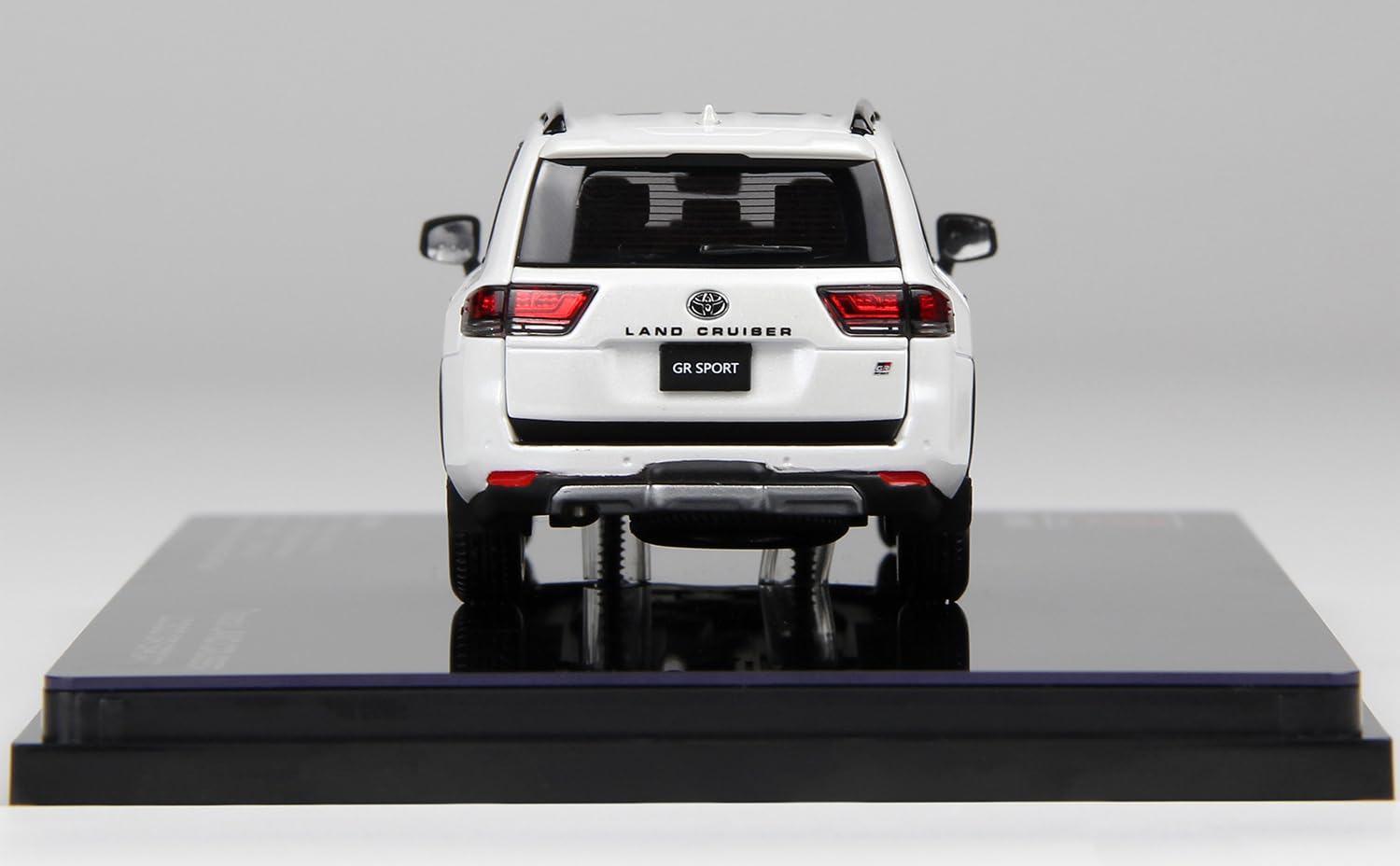 LCD43011-WH - Toyot. Land Cruiser 300-GR Sport White - Scala 1/43 - modellino Auto
