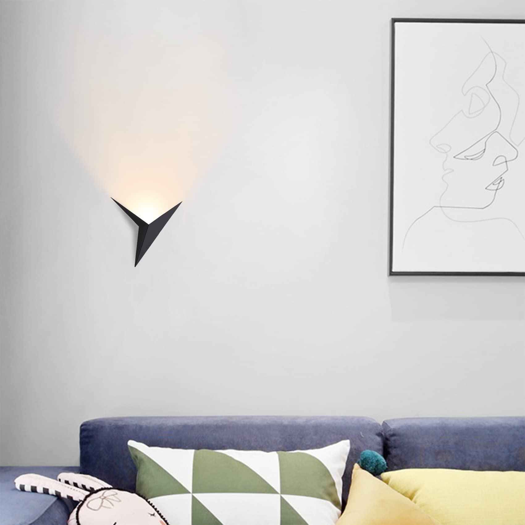 Applique da Parete Interno LED Triangolare in Ferro, Applique Nero, Lampada a Muro Industrial, Lampada a Parete Vintage per Soggiorno, Camera da Letto, Comodino, Hotel, Bar (Luce Calda)