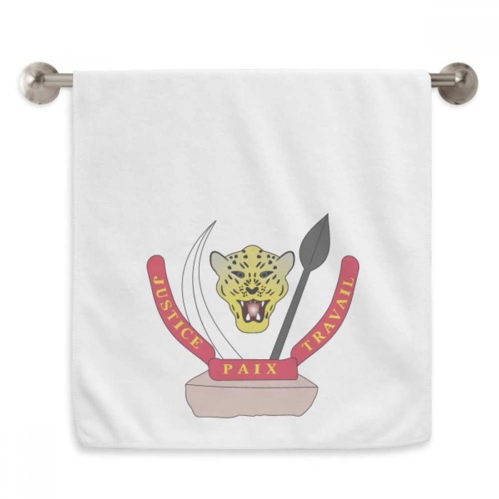 Serviette Congo blanche 33x74 cm idéale pour le sport le yoga et la toilette du visage