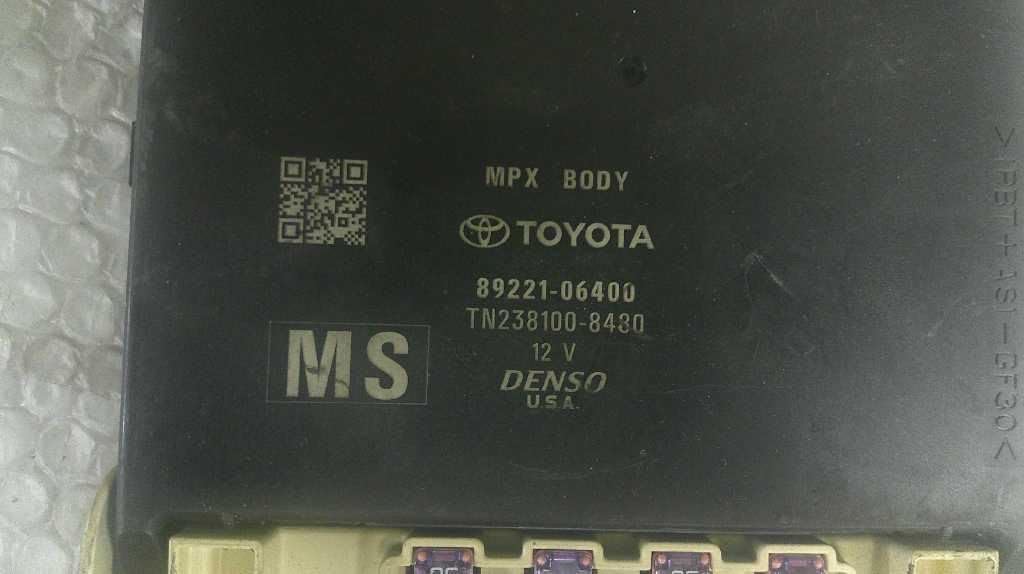 Multiplex Compatible with Network Body Control Fits 19-23 Compatible with Toyota Camry 89221-06400 8922106400