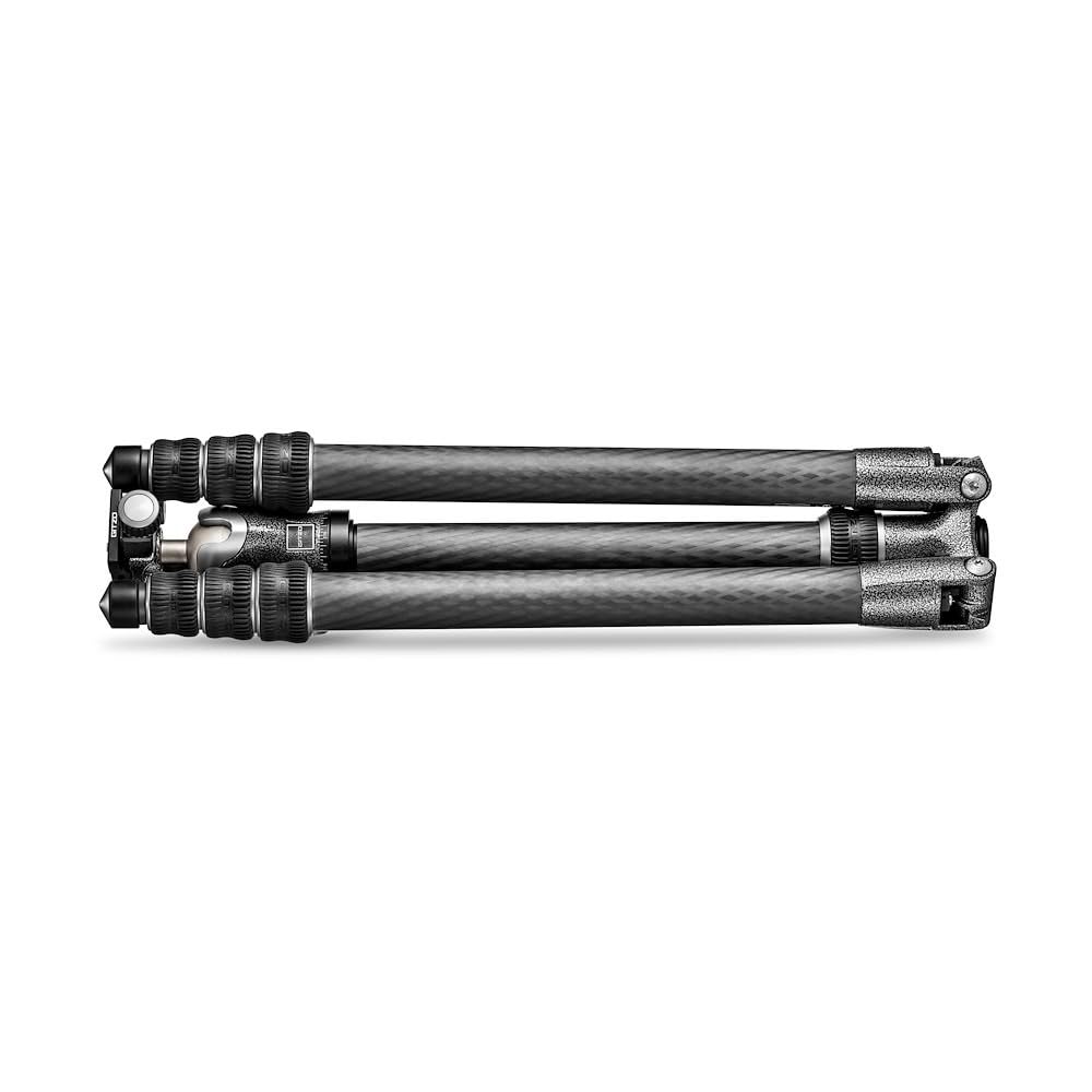 Gitzo GK2545T-82QD Traveler Kit Treppiede con Testa a Sfera Centrale Pro, Compatto, Ripiegabile e Leggero, Colonna Corta per Inquadrature Raso Terra Inclusa, Serie 2, 4 Sezioni, Fibra di Carbonio