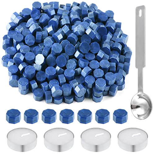 Perles de cire bleu ciel pour sceau de lettre avec bougies chauffe-plat et cuillère de fonte