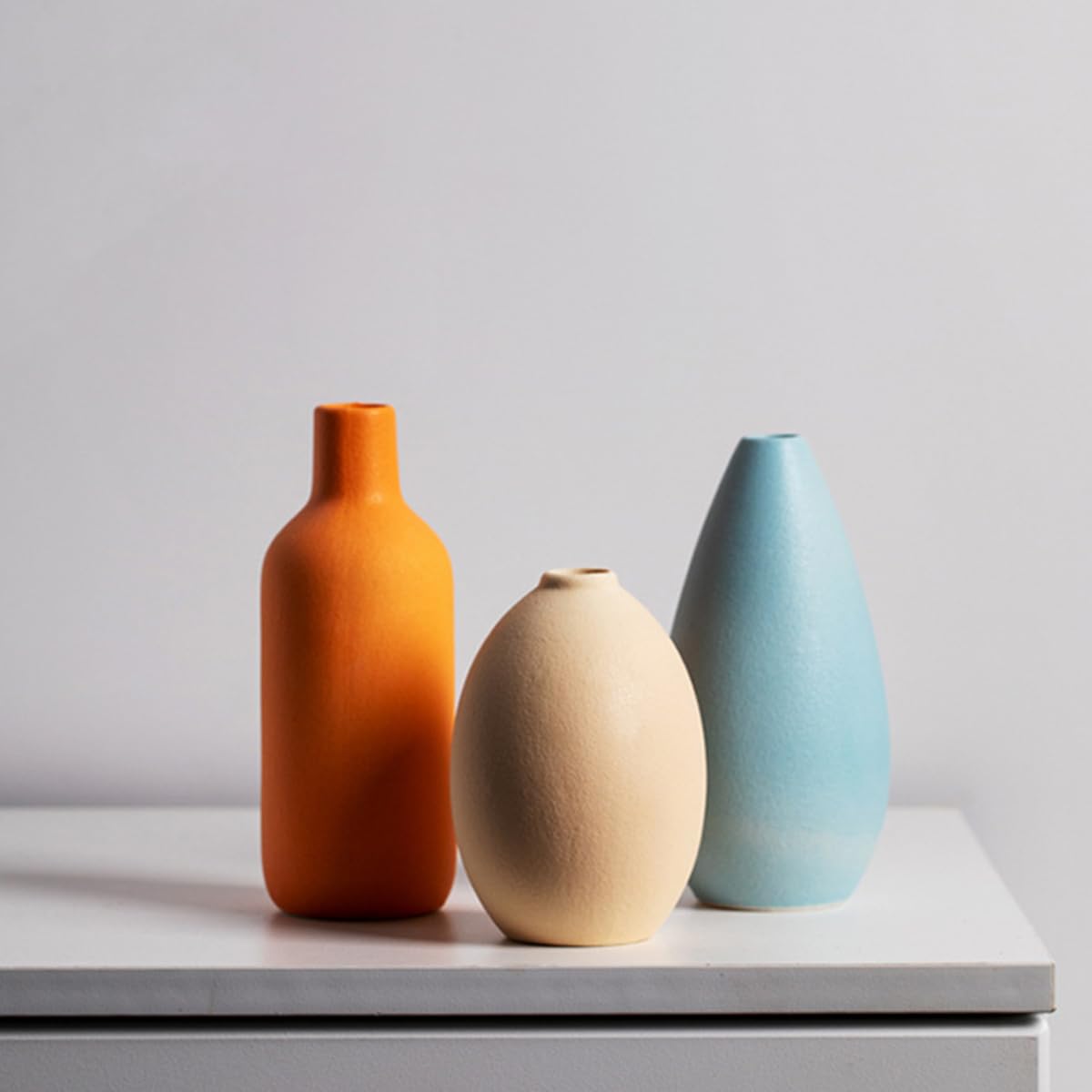 Juego de 3 jarrones de cerámica, jarrones de cerámica para decoración del hogar, floreros Decorativos para Hierba de Pampa y Flores secas, Mesa, estantería (Amarillo Claro, Amarillo Oscuro, Azul)