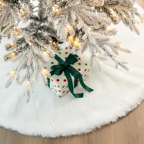 POPOYU White Plush Christmas Tree Skirt 90CM/35in,Christmas Tree Skirt Luxury Plush Xmas Tree Floor Mat,Faux Fur Large Round Plush Mat Base Covers for Christmas Tree,New Year Party Home Decorations