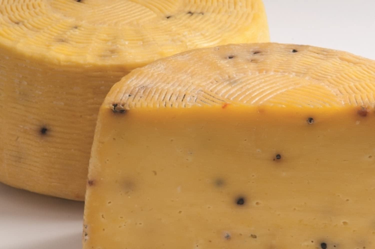 Pecorino Ennese Zafferano + Pepe Caseificio Valvo ca. 500 gr.