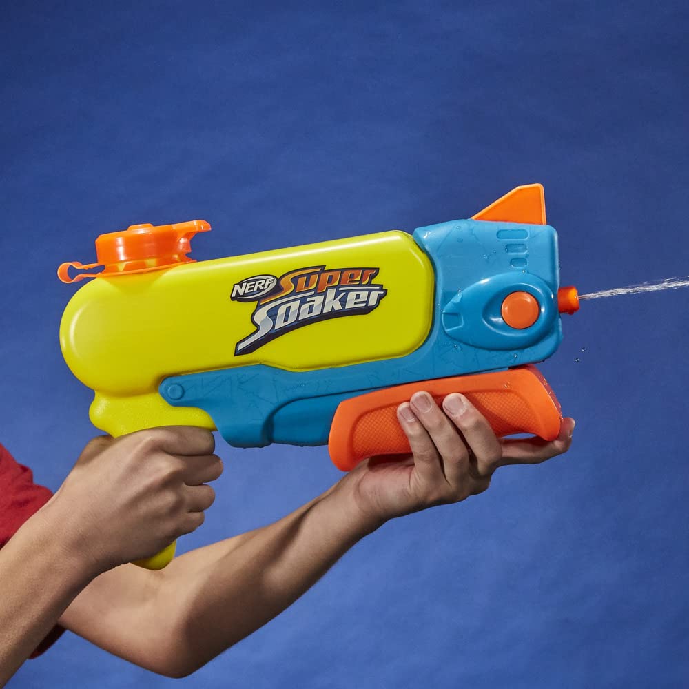 Hasbro Nerf Super Soaker Wave Spray, Blaster Giocattolo ad Acqua con Beccuccio Mobile, per Bambini e Bambine dai 6 Anni in Su, Serbatoio da 887 ml Facile da Riempire, Multicolore (Confezione da 2)