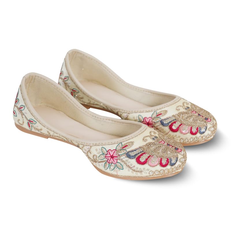 Womens Embroidered Rajasthani Mojari Juti Shoe