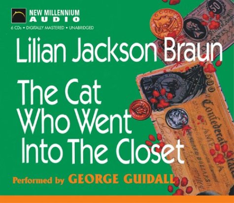 The Cat Who Went Into the Closet 1590074971 Book Cover