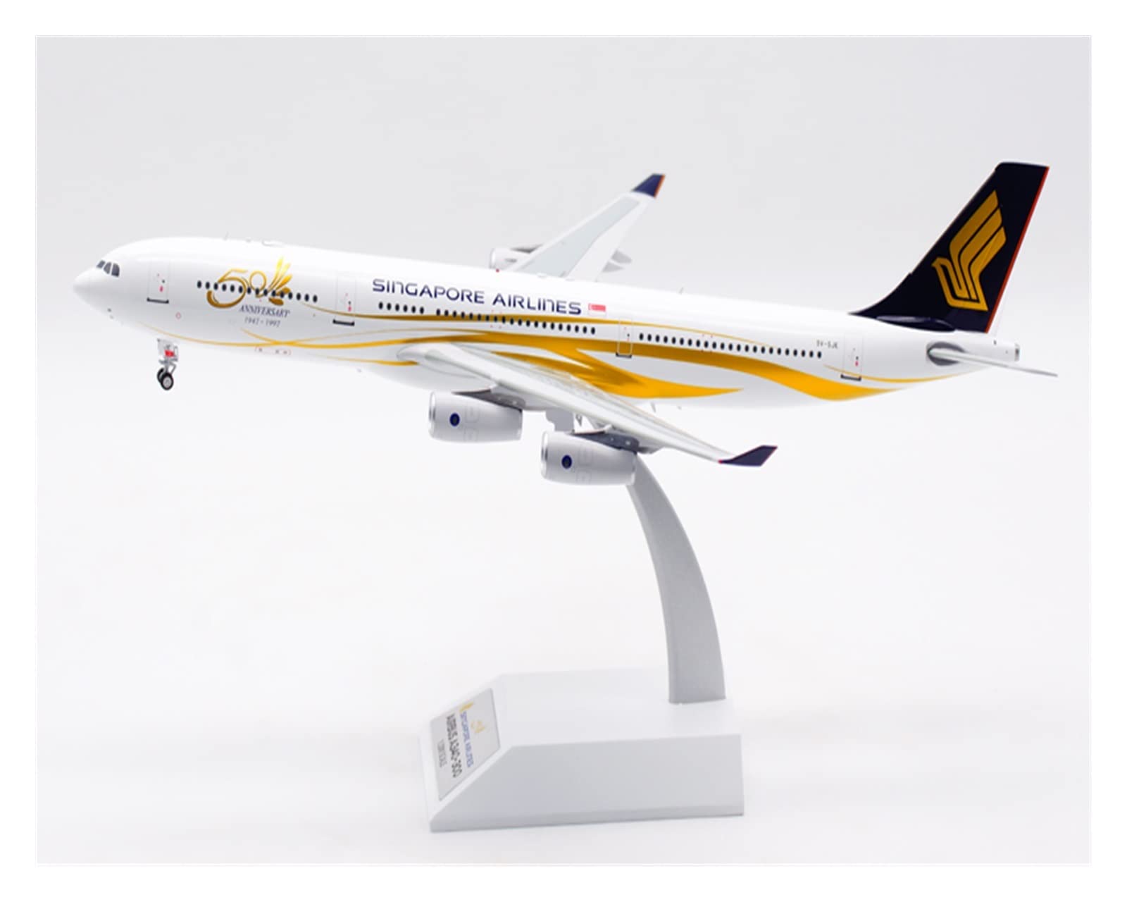 1:200 Scale Singapore Airlines A340-300 9V-SJE Alloy Plane Model