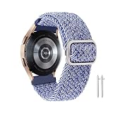 ➤ Material Cómodo：Nuestra correa está hecha de un material tejido de nailon elástico suave, cómodo, liviano de llevar. Fácil de limpiar, se seca rápidamente cuando se moja. Estirar las muñequeras de la pulsera y se ajusta cómodamente sin constricción. La innovadora hebilla de acero inoxidable reforzado garantiza un ajuste limpio y un uso estable, no se preocupe reloj caiga. Es el mejor compañero en el tiempo diario y en la actividad deportiva al aire libre.