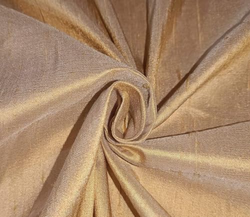 Soie Dupioni drapée pour sublimer la décoration de votre salon de réception