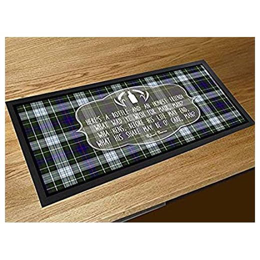 Brännner nattflaska och en vän dikt citat tartan skotsk bar löparmatta Robert Burns
