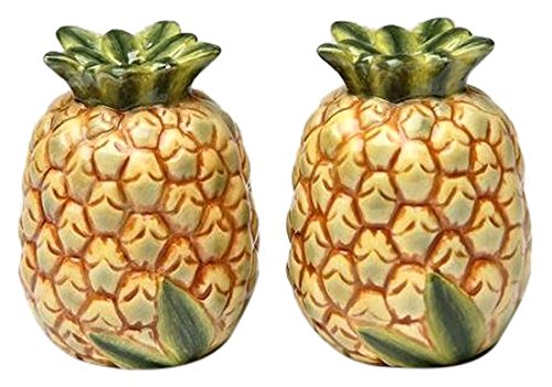 CG SS-CG-10338, Pair of Identical Yellow Pineapple Salt and Pepper Shakers - //coolthings.us