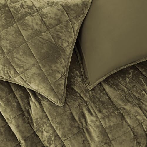 Image of Wonderful Luxury Velvet Green Quilt Set Queen, Diamond Stitch Pattern Bedding, Lightweight Ultra-Soft Skin-Friendly, All-Season, Versatile as Comforter /Bedspread for Adults Teens Kids Bedroom,94 inchx94 inch