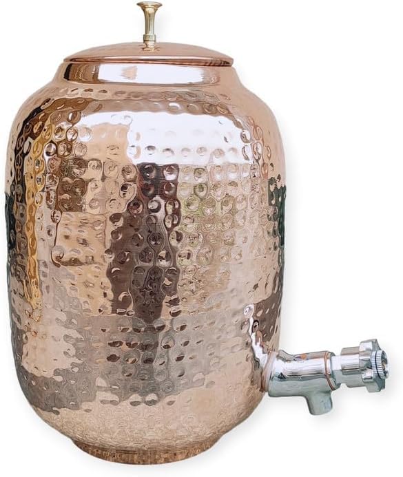 Fashnkart Dispensador de agua de cobre puro martillado a mano hecho a mano, tanque de almacenamiento de agua curativa Ayurveda de 16 litros