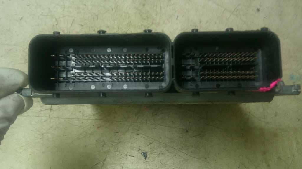 Engine ECM Electronic Control Module Sedan Fits 07-10 Compatible with BMW 323i 7 581 123 7581123