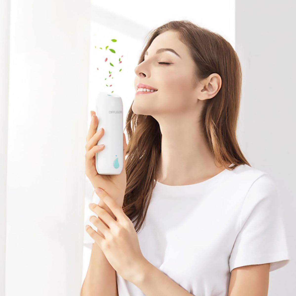 Diffusore Automatico Funzione di Eliminazione Odori Portatile di Oli Essenziali in Pp Capacità 800ma per Aromaterapia Casa e Ufficio