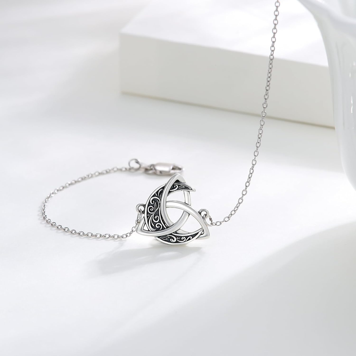 Celtic Moon Bracelet for Women 925 Sterling Silver Celtic Knot Crescent Irish Bracelets Celtic Jewelry Gift for Mother's Day Birthday Valentine’s Day Anniversary for Mom Wife Girlfriend Women Her Men (Retro Celtic Moon Bracelet)