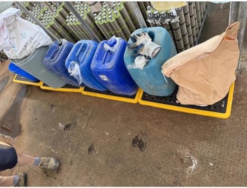 1PCS Yellow Drum Spill Containment Pallet, Industrial Polyethylene Sump Tray for Garage, Warehouse, Basement - 40L, 120x60x17 CM, Durable Spill Control Solution