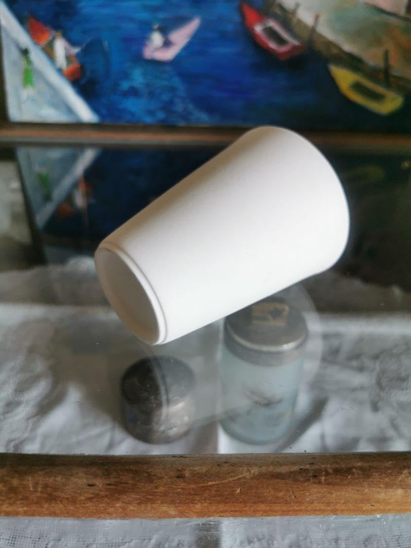 Amazon.co.jp: 黒田泰蔵 白磁 端正な酒器 カップ 湯呑み WASASABI 約30