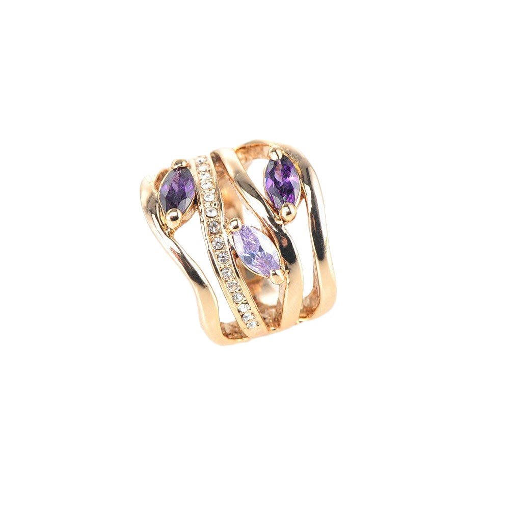 Bague plaqué Or 18 carats améthyste CZ de forme marquise facettée