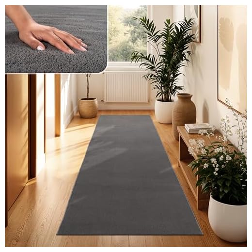 Paco Home Tapis Moderne Doux Salon À Poils Courts Lavable Fluffy Uni Effet Fourrure Intemporel Élégant Antidérapant Facile À Entretenir, Dimension:80x150 cm, Couleur:Anthracite