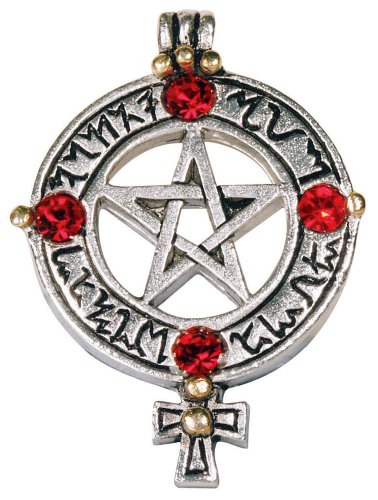Collier Venusian Pentagramme pour sublimer votre style en soirée gothique chic