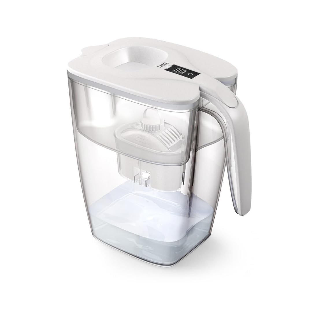 Laica Caraffa Filtrante BIG Milano - Bianca - 3,7L - con 1 Filtro bi-flux, Preserva i sali minerali e Riduce le sostanze indesiderate - Capacità XXL - Timer digitale - Sicurezza Made in Italy