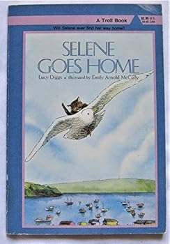 Paperback Selene Goes Home Book