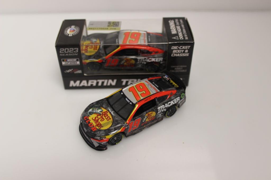 Martin Truex Jr 2023 Clash at The Coliseum 2/5 Race Win 1:64 Nascar Diecast - Diecast Chassis