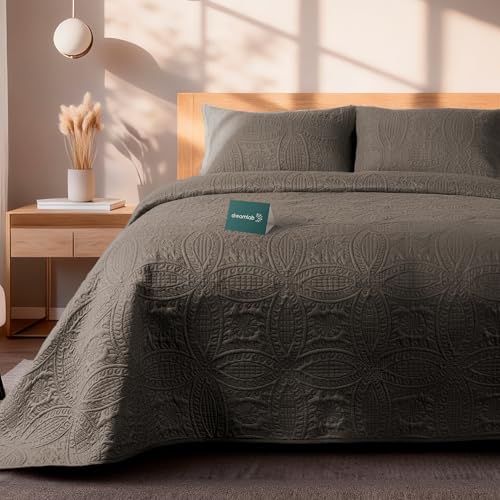 La Mejor Recopilación de Sobrecama para comprar online. 41 Dreamlab Colcha Ligera con 2 Fundas de Almohada, Capitonado, Ultra Suave. Hipoalergénico. Edrecolcha para Cama. Edredón para Verano y Todas Las Estaciones. (Queen Size 225 x 240...