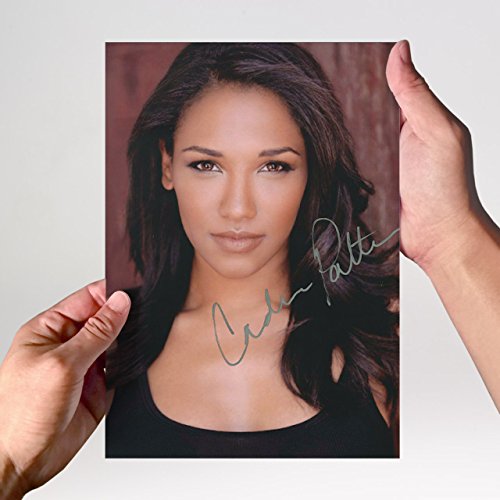 Bild: FedCon GmbH Autogramm Candice Patton 2 The Flash - Originalautogramm mit Echtheitszertifikat f�r 25,00 EUR bei amazon.de