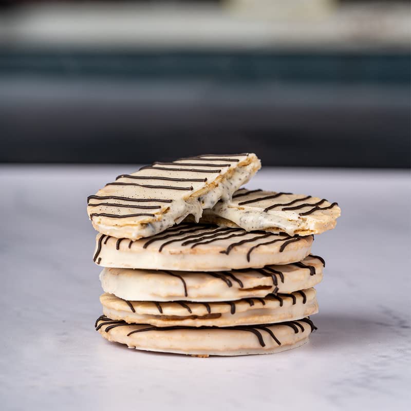 Image of NOVANOVA Cookie & Cream Waffle Chocolates -Vegetarian, 100% Eggless |No Added Preservatives I Freshly Made - Box Of 10(200 Gm)