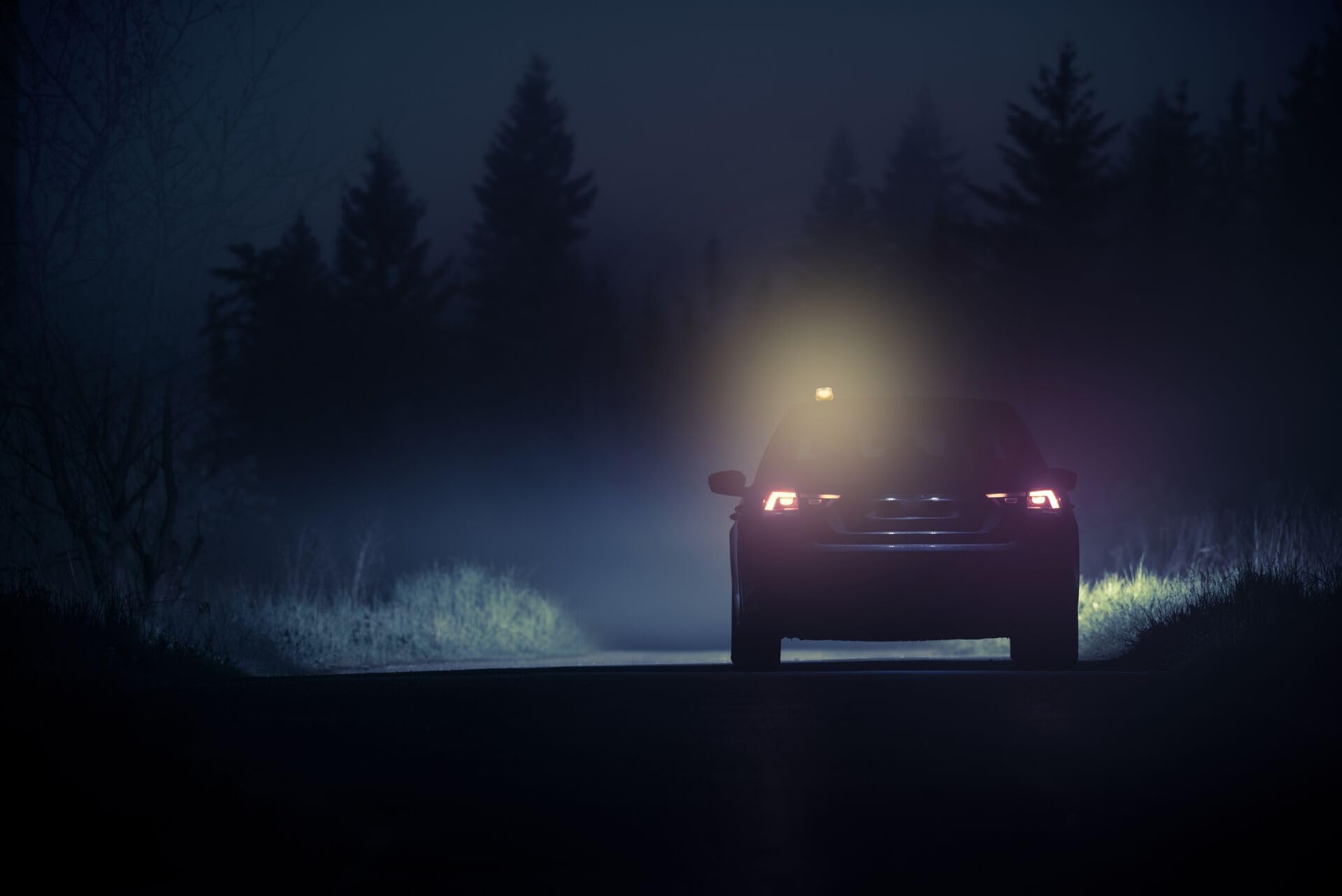 Osram LEDguardian Road Flare Signal V16 IoT, feu d'avertissement LED certifié DGT 3.0, Utilisation obligatoire en Espagne, 1900K, localisation en Temps réel