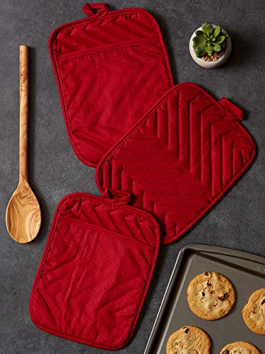 Dii Heat Resistant Quilted Cotton Pot Holder Set, Designed With Space To Personalize Allowing A Customized Design, 7X9, Red, 3 Count #TOP2