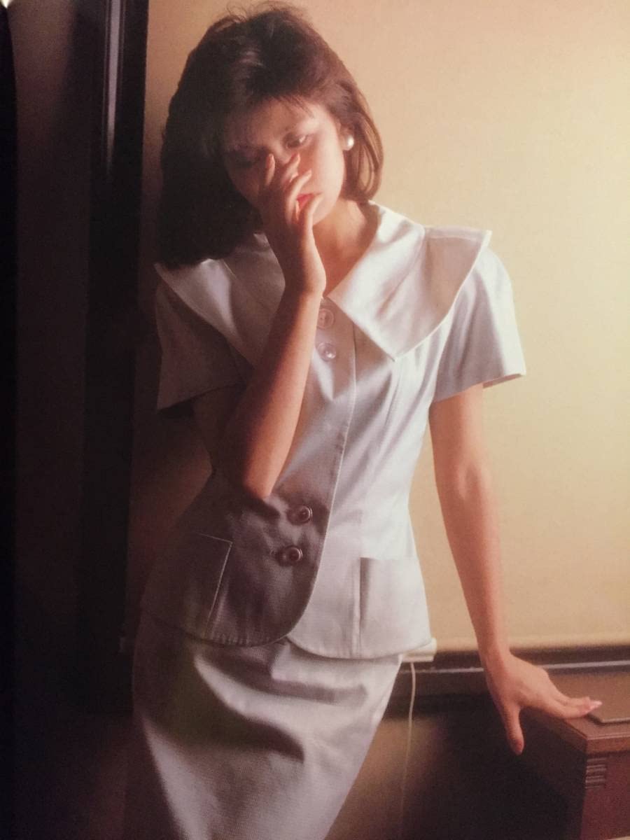 Amazon.co.jp: 古本 帯なし やや難あり 写真集 生のまま天使風来 南野 