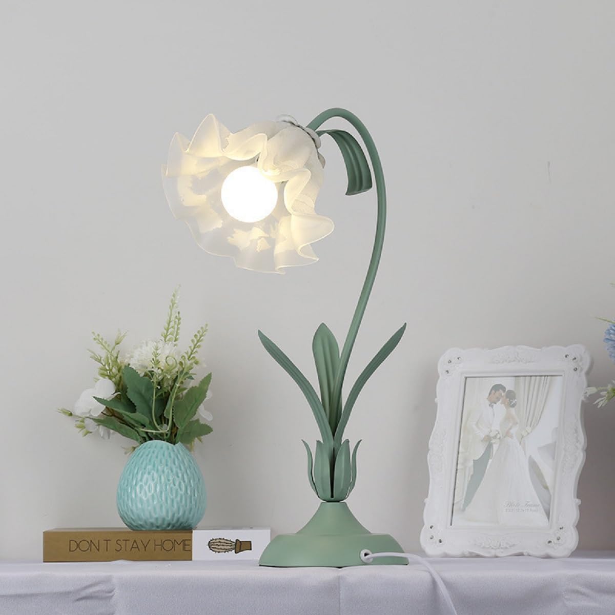TFCFL Flower-Shaped Table Lamp for Bedroom, Stained Glass Desk Nightstand Tiffany Bedside Plug-in Table Light E26 Bulb Base 60W Max (Green)