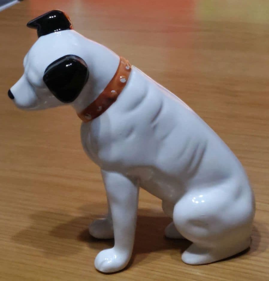 Victor 犬 ニッパー犬　ビクター ニッパー君 Amazon.co.jp: ビクター犬 ニッパー君 置物 : おもちゃ