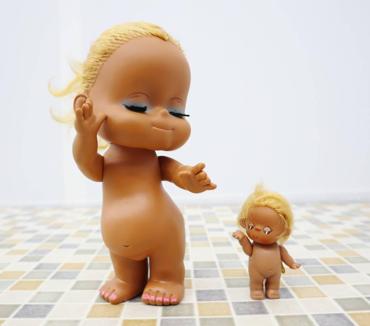 昭和レトロポーズ人形　日焼けした南国のお嬢さん　長期保管品　おおむね美品です 昭和レトロポーズ人形 日焼けした南国のお嬢さん 長期保管品