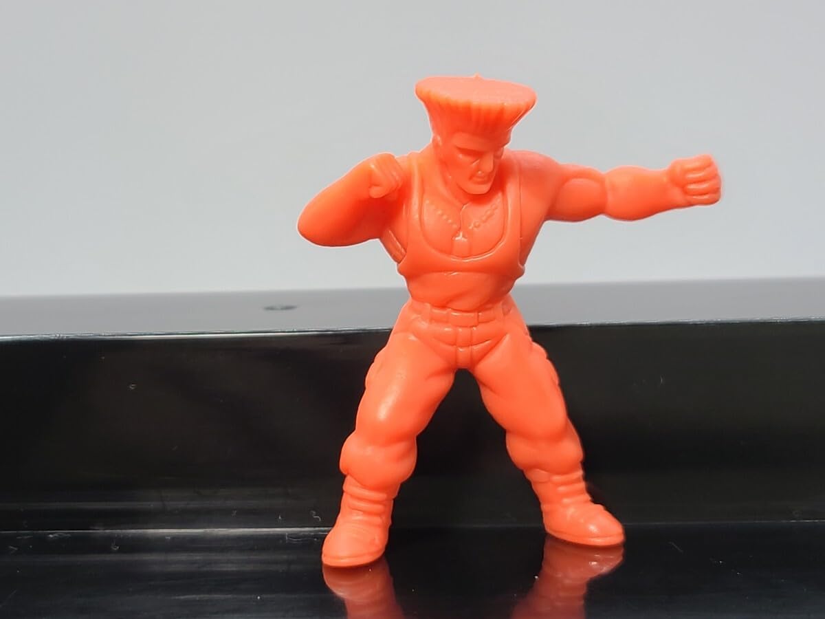 Amazon | ◇ストリートファイター スト2 消しゴム フィギュア ガイル